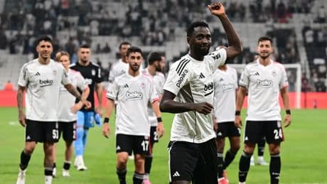 Oyuna devam edememişti: Ndidi'den sakatlık açıklaması!