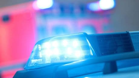 Euskirchen: 21-Jähriger kracht mit Quad gegen Hauswand