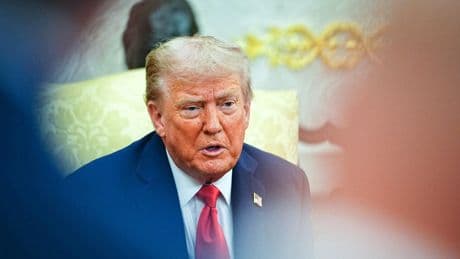 Trump critica la multa multimillonaria de Bruselas contra Google y amenaza con represalias