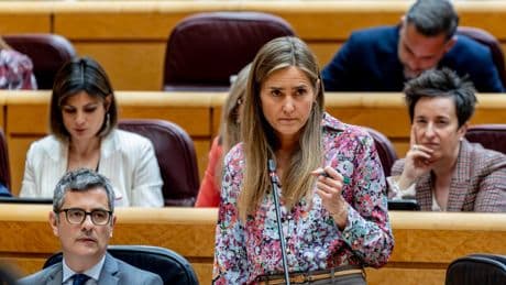 El Gobierno anticipa que "a lo mejor no llegaremos a conocer nunca la causa final" del apagón y que subirá la factura de la luz