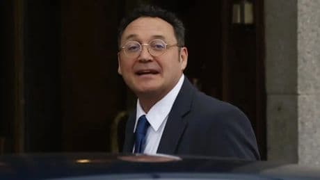 El magistrado rechaza dimitir tras su procesamiento y mantiene que es inocente