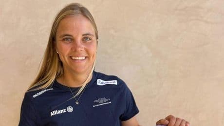 Nederland is met Jessie Kampman topsurfster rijker richting Spelen: ’Niet erg dat ze mijn concurrente wordt’