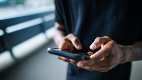 Kommunikation: Whatsapp lässt zukünftig Werbung zu