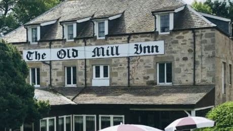 Family to refurbish and reopen hotel in historic Scottish village