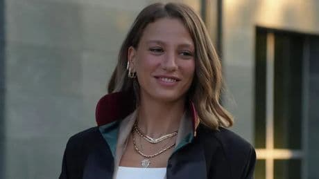 Serenay Sarıkaya’dan milyonluk imza: Reklam devleri peşini bırakmıyor: Güzel oyuncu dzileri bıraktı