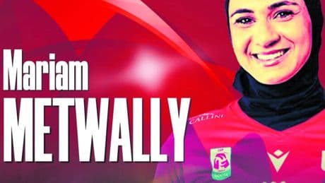 Una prima volta storica nella pallavolo. A Busto Arsizio ecco la giocatrice con il velo