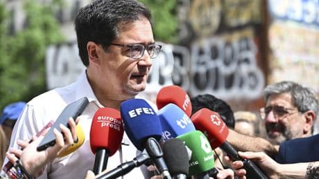 Un Gobierno que alienta bulos