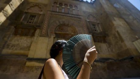 España supera su récord de temperatura máxima para un mes de junio desde que hay registros: Huelva alcanza los 46 ºC