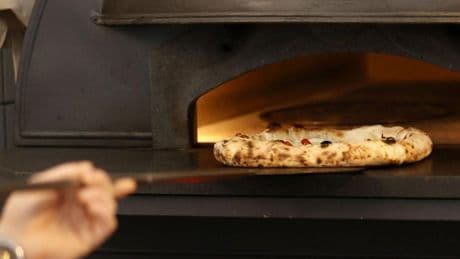 La famosa pizzería bilbaína que se afianza entre las 50 mejores de Europa
