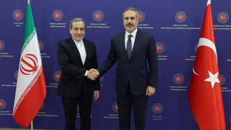 Fidan, İİran Dışişleri Bakanı Erakçi ile görüştü