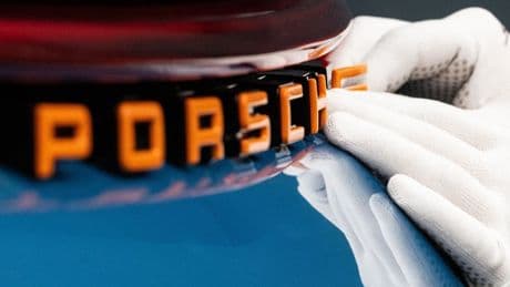 Börse: Porsche könnte aus dem Dax fallen