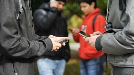 El 93% de los adolescentes cree que debe cambiar sus hábitos de uso de las pantallas