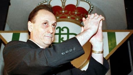 El Betis se estrena en la Cartuja mientras construye el nuevo Villamarín, el sueño inconcluso de Ruiz de Lopera hace 20 años