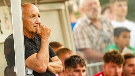 Schwarze Null soll stehen - Rot-Weiß Erfurt hat Sorgen um die Brust