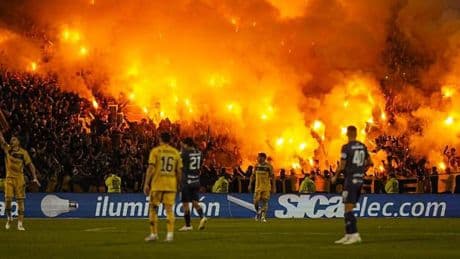 Y una noche Boca ganó, goleó y se descargó