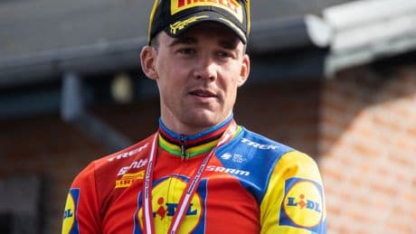 Ritzege en leiderstrui voor Pedersen in Ronde van Denemarken, rentree Jakobsen