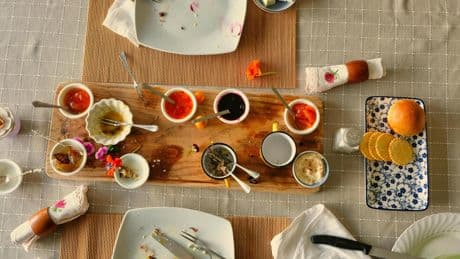 Por qué en España no siempre es malo desperdiciar algo de comida en casa