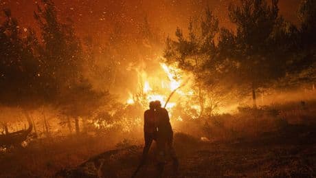 Europa gaat gebukt onder natuurbranden: hier moet je opletten voor een vlammenzee