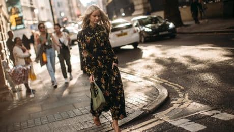 Ni bailarinas ni sandalias: estos son los zapatos planos tendencia de Zara en verano