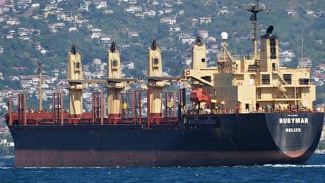 Krieg in Nahost: Schiff vor Jemen beschossen