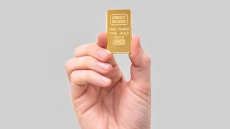 Les investisseurs préfèrent l'or au dollar: l'once d'or bat un nouveau record et franchit la barre des 3.400 dollars