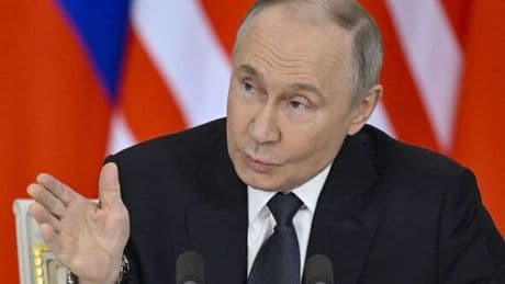 Russian economy nightmare as Putin panics over inflation with stockmarket in freefall