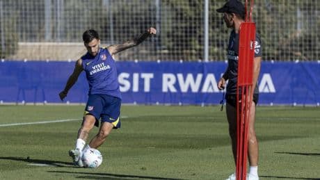 Baena 'retoca' su posición en el Atlético