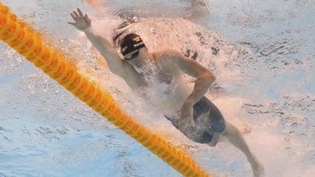 Schwimm-WM: Lukas Märtens gewinnt Goldmedaille