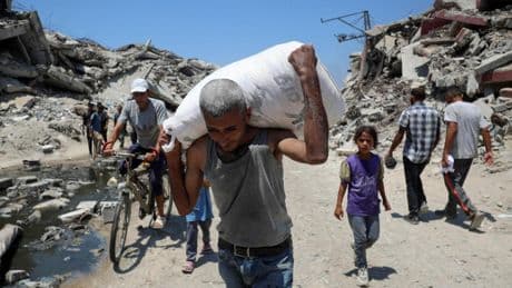 La ayuda humanitaria da un respiro a Gaza y Netanyahu redobla su amenaza: "La ONU miente. Seguiremos luchando"