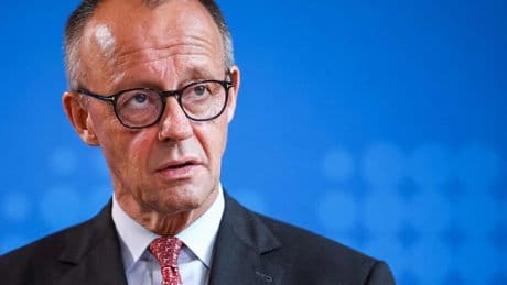 Liveblog Trump-Zölle: Merz: Deutsche Wirtschaft wird erheblichen Schaden nehmen durch Zölle