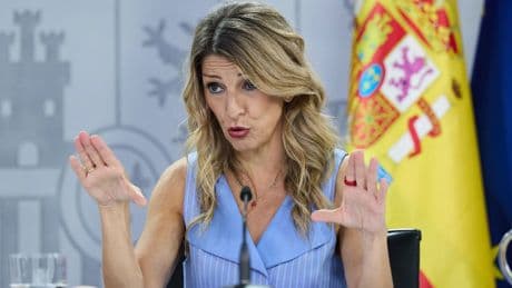 Yolanda Díaz afea a la Xunta fallos de "coordinación" ante los fuegos y quiere la prevención "en manos públicas"