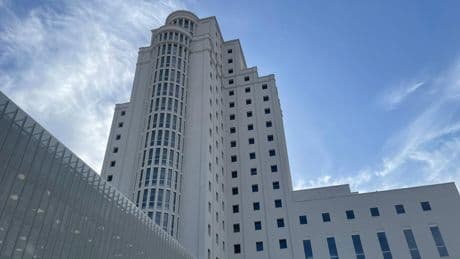 Absuelven a un policía de Vigo que llamó "matado" y "subnormal" a un discapacitado al no ser insultos "degradantes"