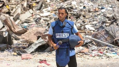 Anas al Sharif, il cronista ucciso dall?Idf che raccontava l?orrore a Gaza. «Vi affido la Palestina»