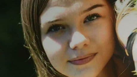 Aurora Tita spinta giù dal balcone e morta a 13 anni, per l'ex (di 15 anni) l'aggravante degli atti persecutori. Scriveva: «La mia vendetta inizia ora»