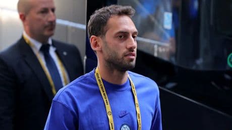 Fenerbahçe'den sürpriz Hakan Çalhanoğlu hamlesi: Ali Koç ile görüştü!