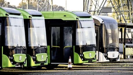 Noodlijdende Ebusco ziet verlies slinken: ’Levering bussen geen prioriteit’