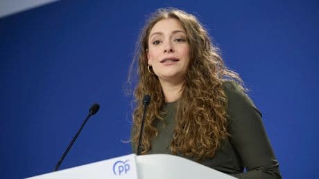 El PP tacha al Gobierno de &quot;incapaz&quot; de ayudar a afectados por los aranceles y lo acusa de &quot;buscar trabajo&quot; a familiares