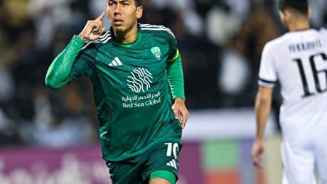 Real Madrid tipped to sign Liverpool cult hero just days after sealing Trent Alexander-Arnold transfer