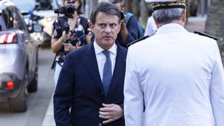 Réunies autour de Valls, les forces politiques calédoniennes échouent à trouver un accord
