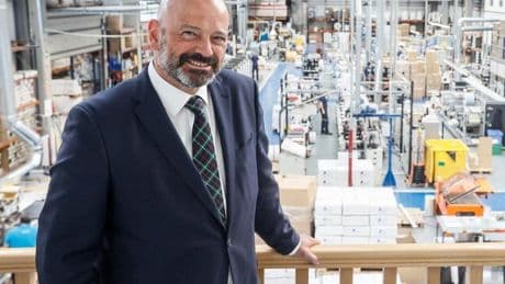 «Existe la idea de que los empresarios se hinchan a ganar dinero y no es así»