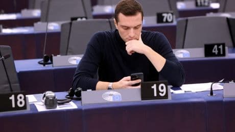 Irrégularités financières : le RN ses alliés visés par une enquête du parquet européen