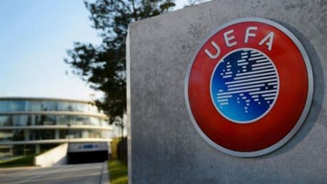 UEFA’dan Trabzonspor’a ceza! Bordo-mavililere büyük darbe