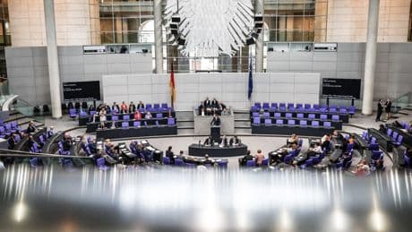Liveblog Bundespolitik: Union und SPD gegen Sondersitzung für Richterwahl