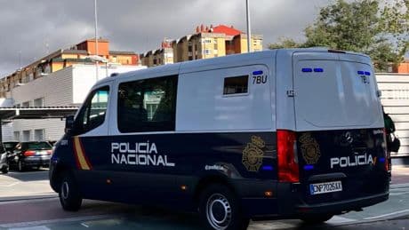 Detenido dos veces en menos de 48 horas por robar en un supermercado y una furgoneta en Valladolid