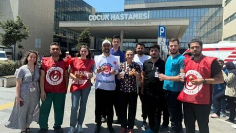 Sağlıkçılardan “sağlıksız yemek” isyanı: “Sağlıksız yemek malzemeleri dayatılıyor”
