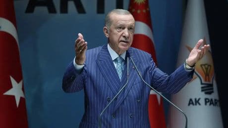 AKP bayram sonrası kampa giriyor: Erdoğan'ın masasında hangi başlıklar var?