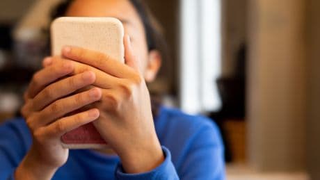 Screen addiction and suicidal behaviors are linked for teens, a study shows