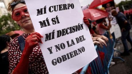 La Generalitat introduce la abolición de la prostitución en las políticas de igualdad