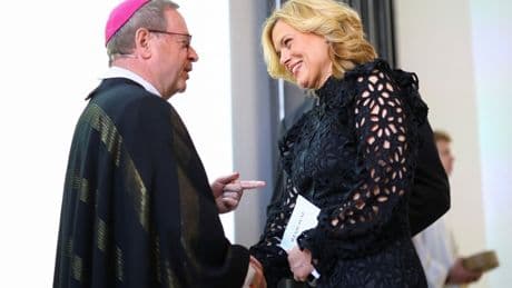Kommentar: Hat Klöckner mit ihrer Kirchenkritik einen Punkt?
