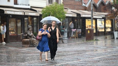 Yağışlı hava ülkeye giriş yaptı! Bu şehirlerde yaşayanlar dikkat! Meteoroloji yarın sağanak yağış için uyardı